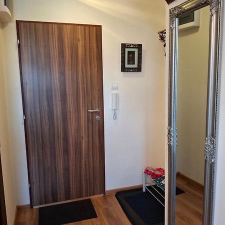 Krasny Podkrovny 3-Izbovy Byt V Sirsom Centre Breza Мартин Экстерьер фото